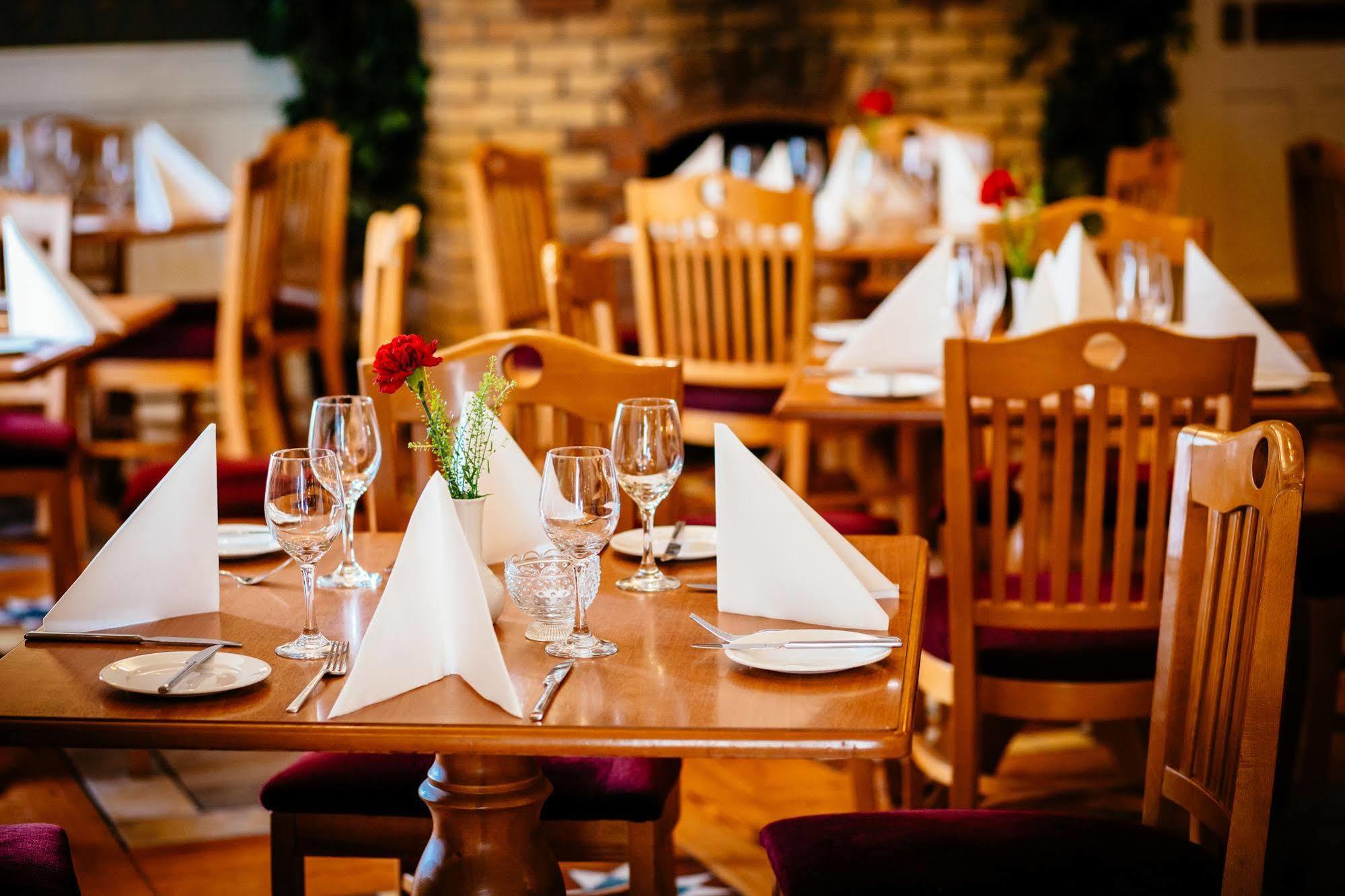 Gleeson'S Restaurant & Rooms Роскоммон Екстер'єр фото